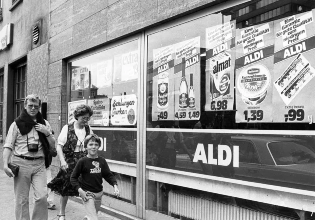 奥乐齐海外门店外观展示