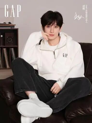 Gap中国品牌代言人成毅秋季大片